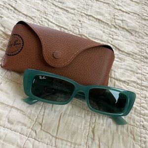 Ray-Ban Teal Sunglasses with Brown Case